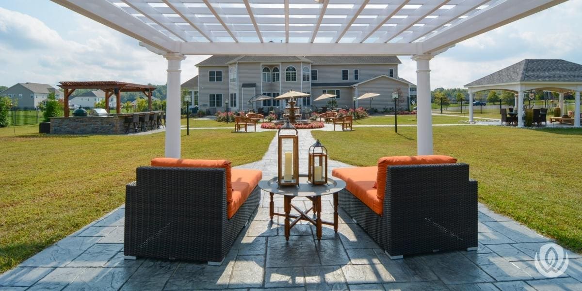 prep-outdoor-furniture